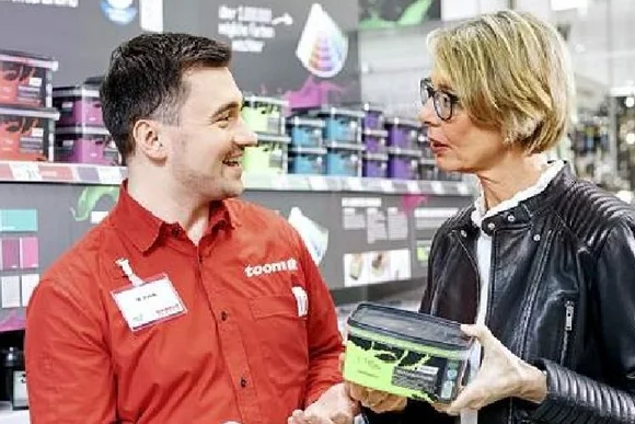 Zwei Personen im Beratungsgespräch